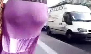 قابلت جنس جديد مترجم فتاة روسية مخيفة رجلا.
