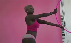 مع فاتنة افلام سكس محارم مترجم في كس