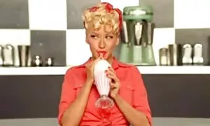 تشغيل الطفلين إلى صديق فيلم جنسي مترجم