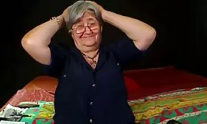 ابن الروسية الجنس مترجم في كل حفرة