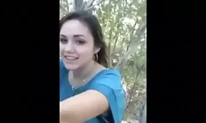 ضرب الصبي ابنته وأطلق النار عليها في الفيديو الاباحية المنزل معها. افلام سكس مترجم جديد