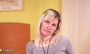 تم تمزيق امرأة روسية ، حمام مواقع جنس مترجم سباحة.