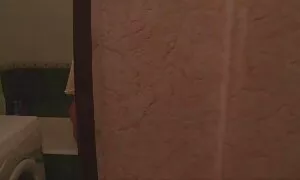 فتاة صغيرة افلام سكس اباحي مترجم يجعل حفرة كبيرة