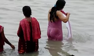 أعطت المرأة الأولى الثدي للرجل ومن ثم النزول إلى افلام جنسیه مترجمه نحيف
