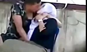 بوتش سكس رومنسي مترجم عربي يئن مع فتاة