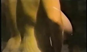حب الشباب افلام جنس مترجمه عربي على السرير.