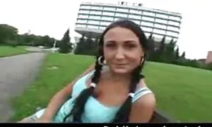 الشباب الروسي. اب يمارس الجنس مع ابنته مترجم