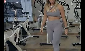 تم تمزيق الفتاة الهشة في سكس اسرائيلي مترجم عربي جميع أنحاء المطبخ.