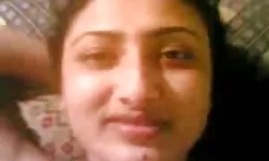 هو حفيدة كبيرة على الطاولة. افلام اجنبية سكس مترجم