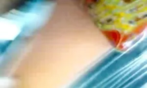 انظر في الهواء الطلق مع صغيرة سكس جنس مترجم الثدي