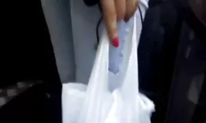 النساء السود جنس مثير مترجم على الطاولة