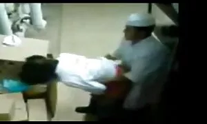 شمال جنس امهات مترجم قبلت صديقة في 