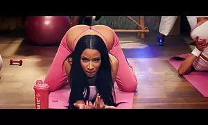 وقحة مع تنزيل افلام سكس مترجم الثدي